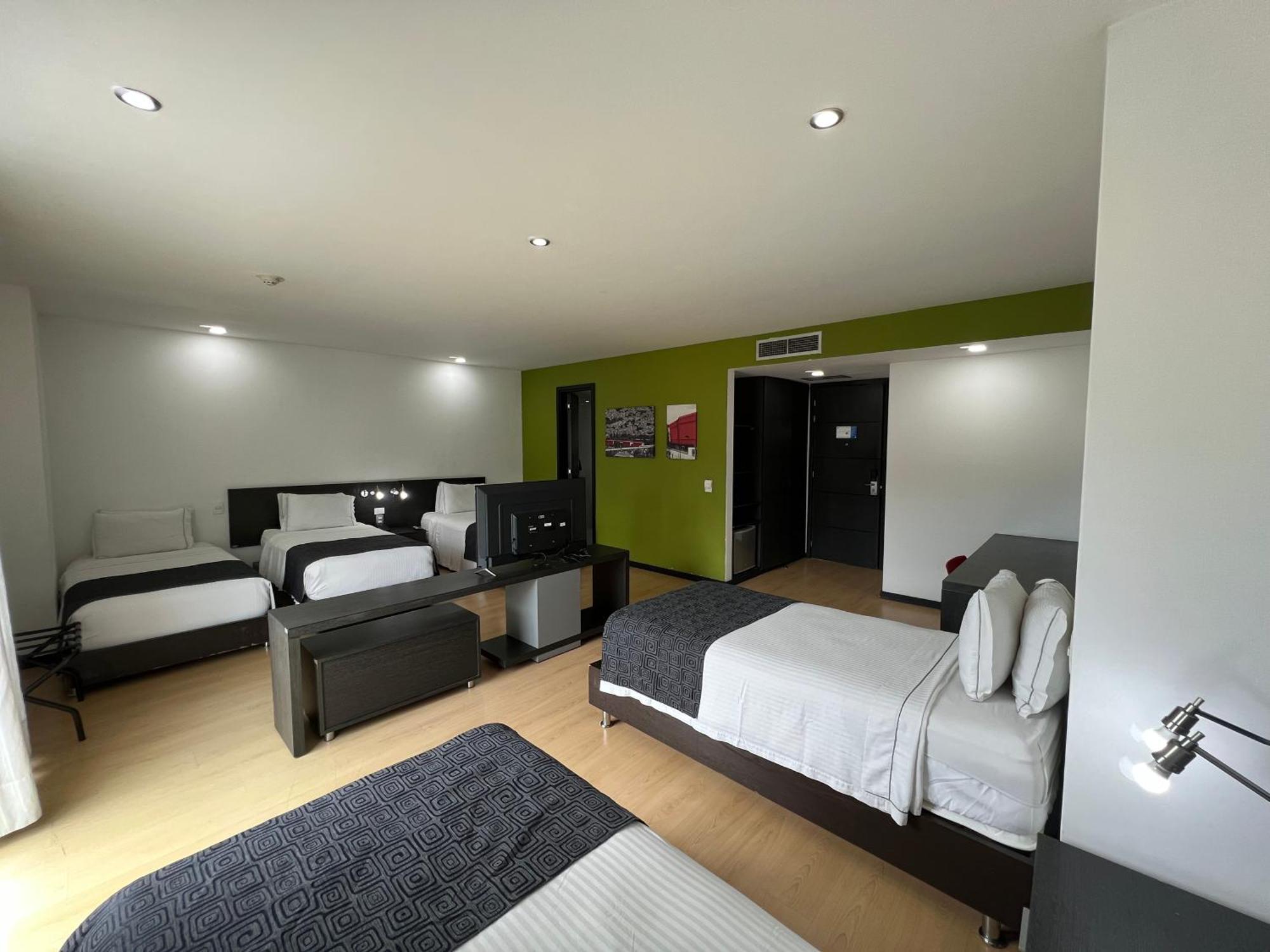 Tequendama Hotel Medellin - Estadio Eksteriør billede